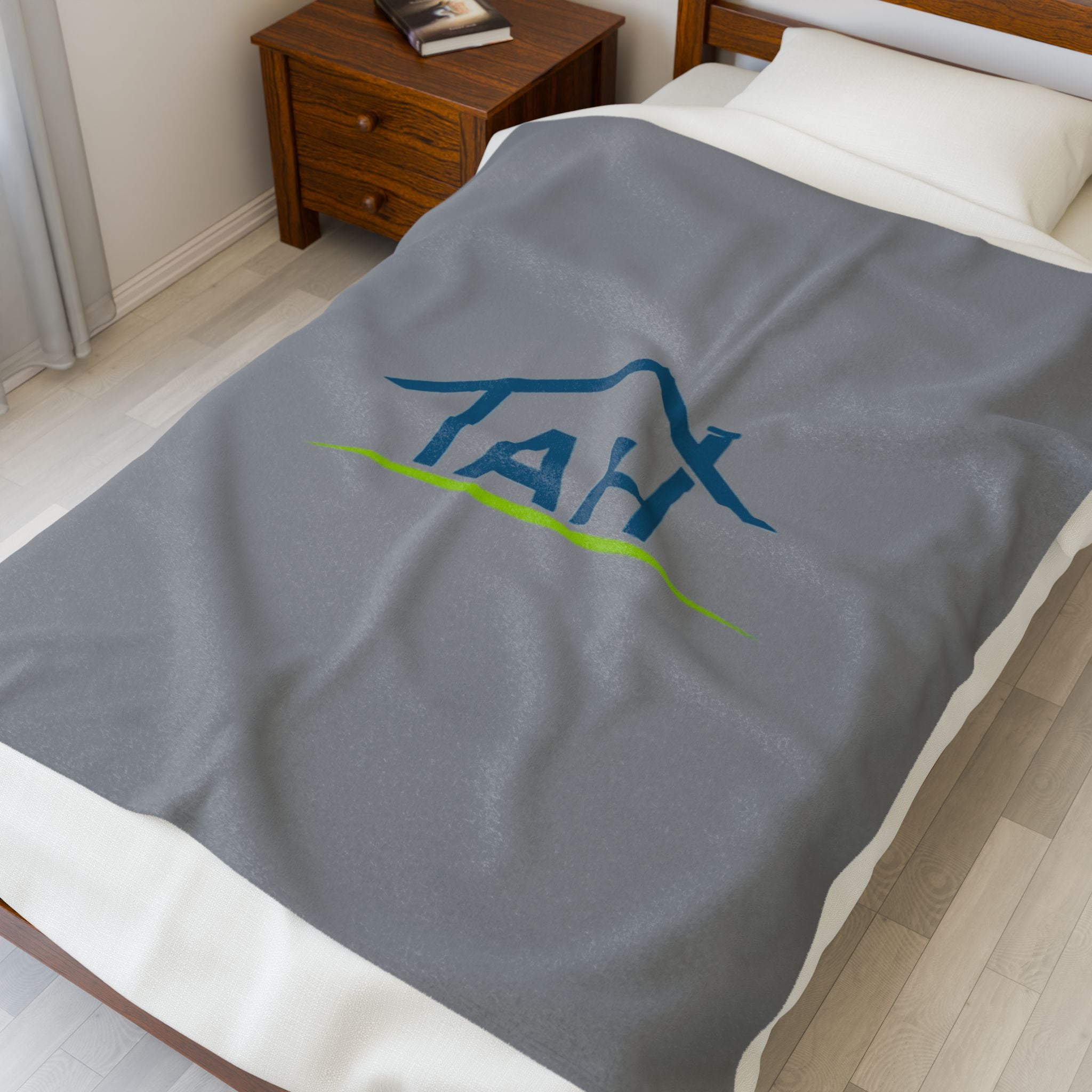 TAH-Cozy Home Velveteen Plush Blanket | Soft Throw-GREY